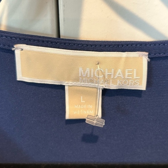 M363. MICHAEL Michael Kors Long Bell Sleeve Top Size Large L EUC - Picture 5 of 5